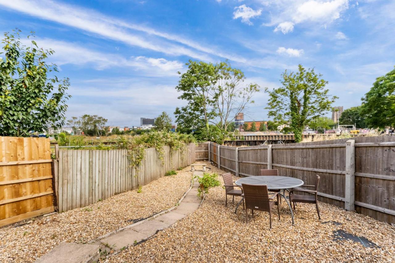 Rooms In City Centre House With Kitchen, Lounge, Garden Ipswich Exterior photo